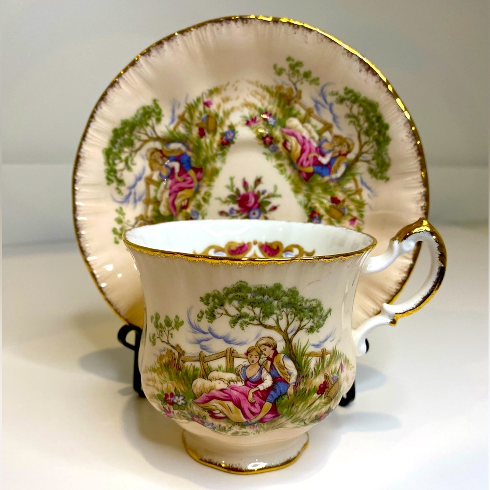 Vtg Paragon Fine Bone China Teacup and Saucer Antique Series Gainsborough